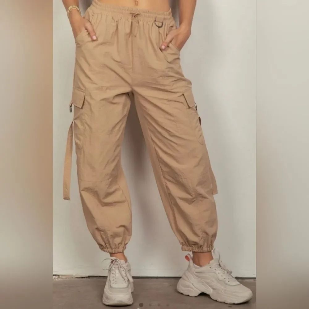 Blu Pepper  Beige Joggers Sz Med